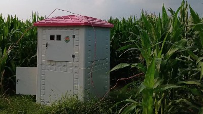 玻璃钢控制柜仁铭电气水电双计量智能灌溉控制器
